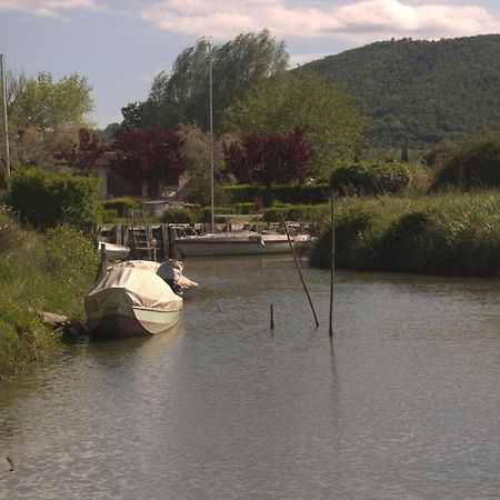 Chalet Sul Trasimeno SantʼArcangelo Exteriör bild